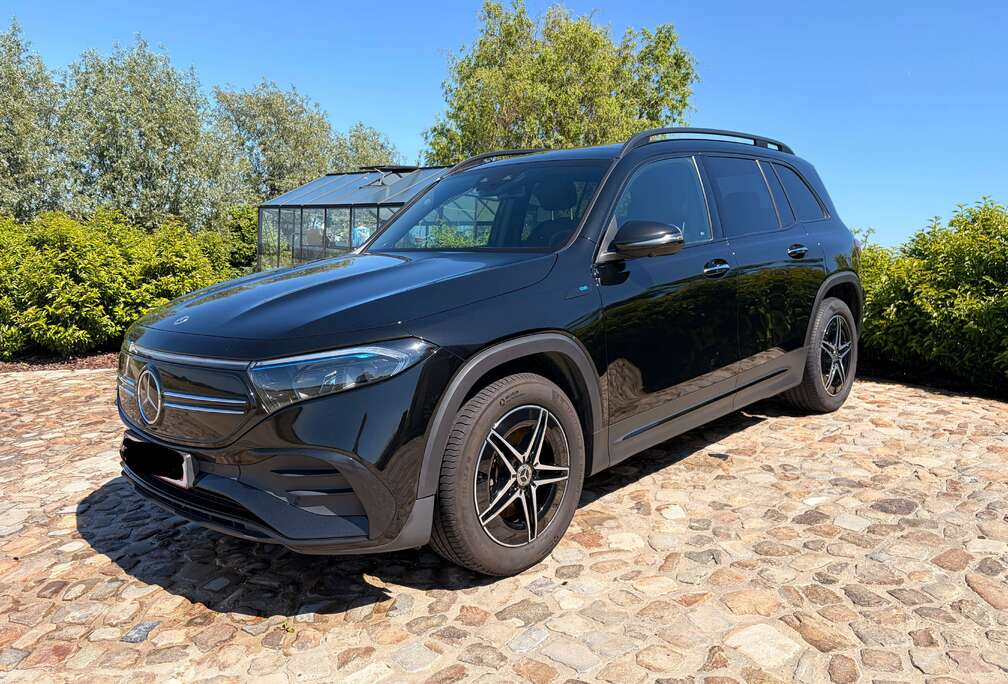 Mercedes-Benz EQB 66.5 kWh 350 4-Matic AMG Line 7pl.