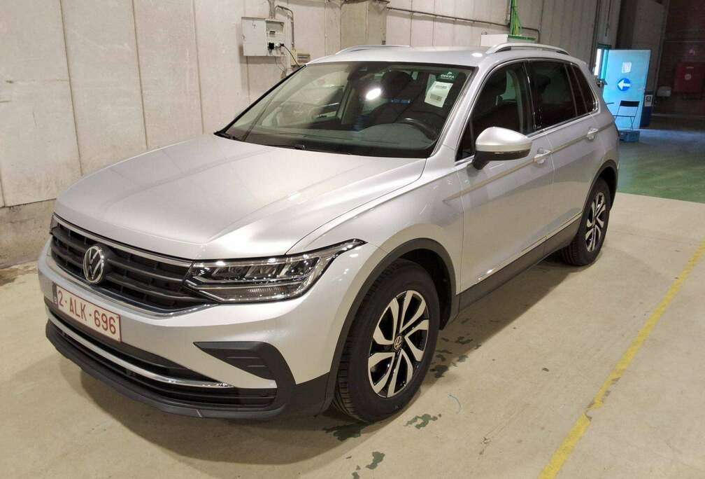 Volkswagen 1.5 TSI Active - APP - GPS - ACC - CAMERA - CAPTEURS