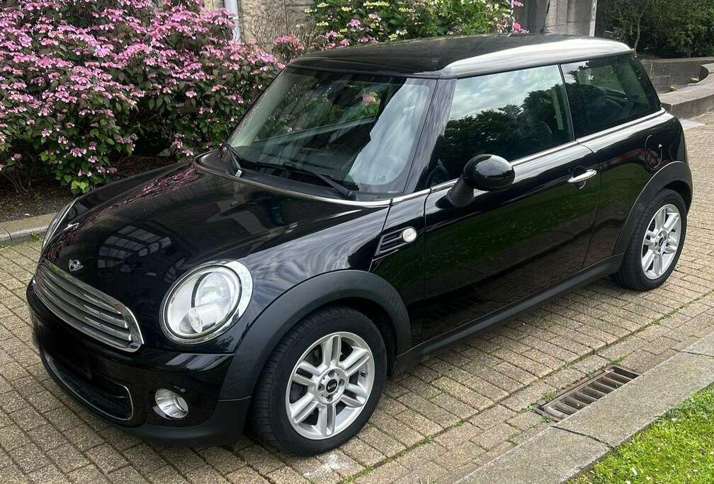 MINI Mini 1.6i One MINIMALISM Line