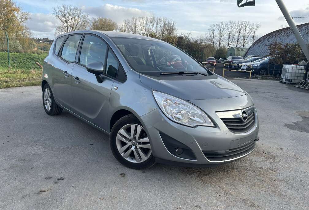 Opel 1.4i Cosmo