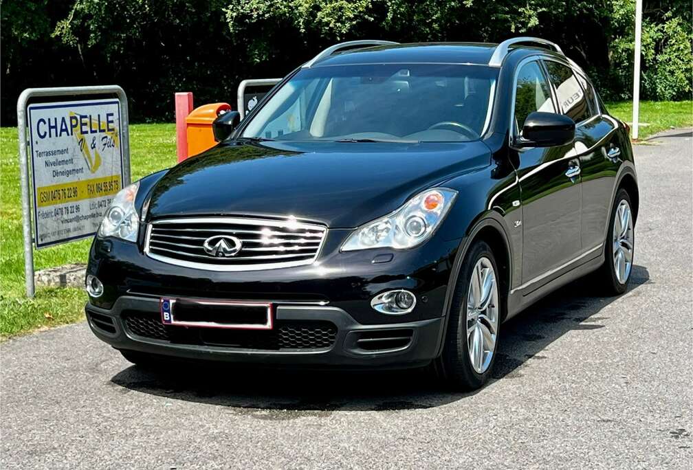Infiniti 3.0 D V6 GT Premium (Utilitaire Low Taxe)