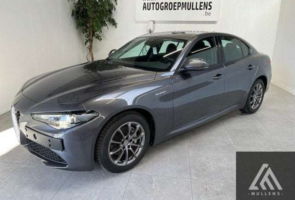 Alfa Romeo Giulia MY2022  RWD 22 JTD AUT Super / amper 25993 kilometers