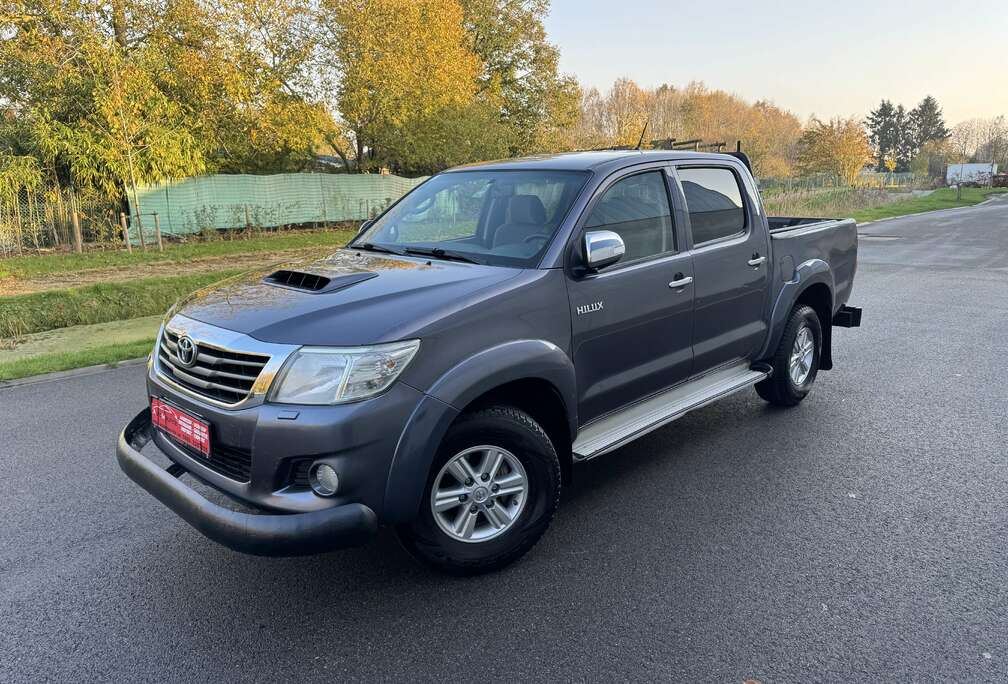Toyota 2.5D-4D Manual 4x4 Double Cab / Export Afrik Only