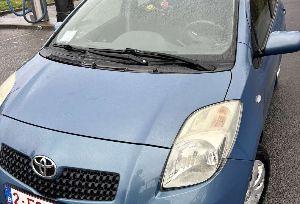 Toyota 1.3 - 87 VVT-i Sol