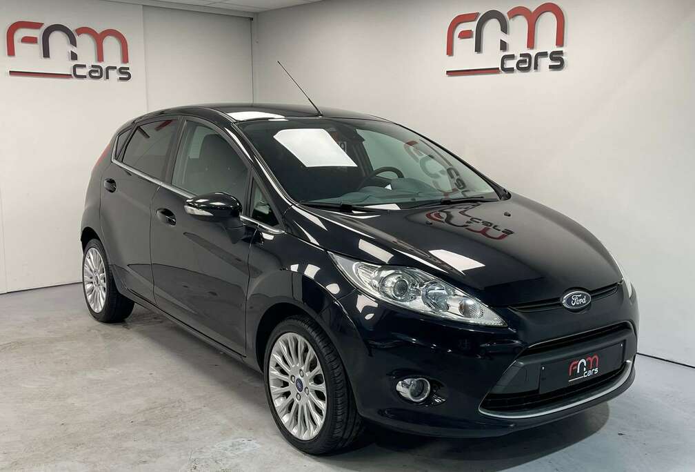 Ford 1.25i Titanium 92.000km Airco Aluvelgen Garantie