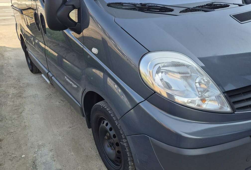 Renault 2.0 dCi 115 FAP Grand Passenger Black Edition