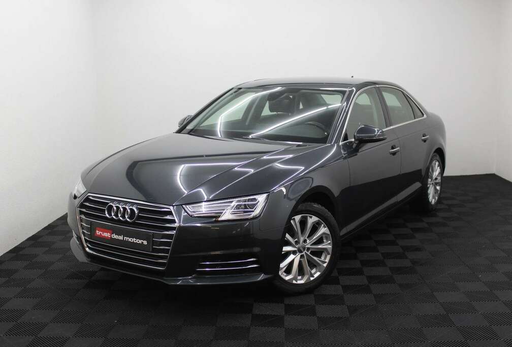 Audi A4 2.0 TFSI ultra Design S tronic * Garantie *