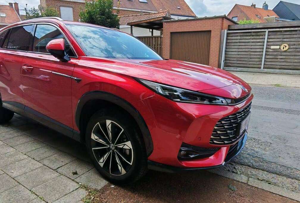 MG HS 1.5 T-GDi Luxury Luxury