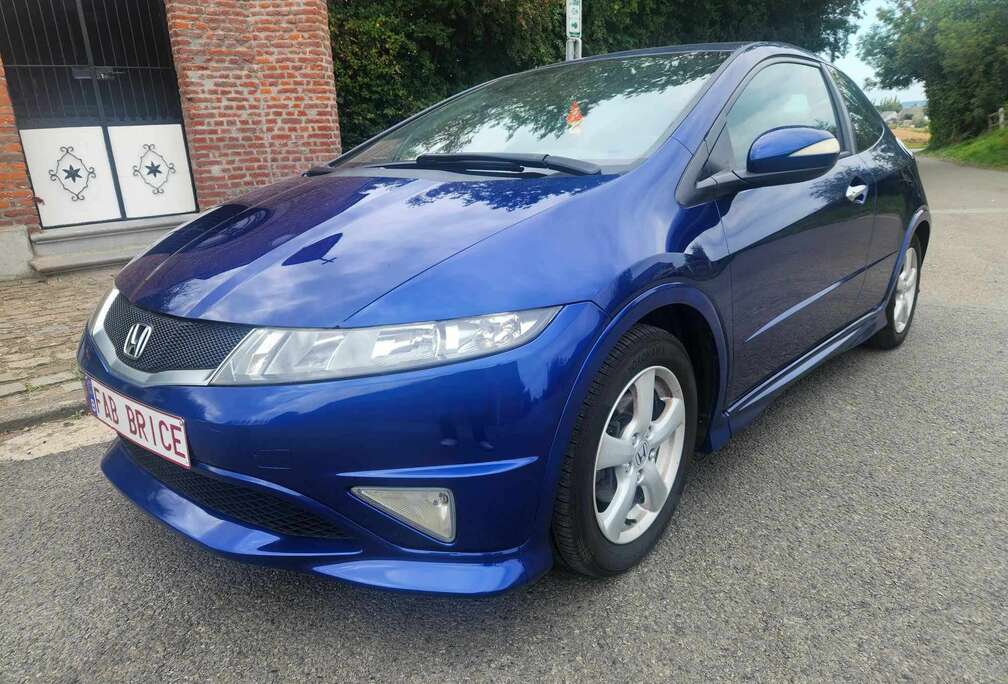 Honda Type S 1.4i  magnifique couleur