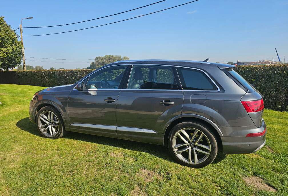 Audi Q7 3.0 TDI e-tron quattro tiptronic