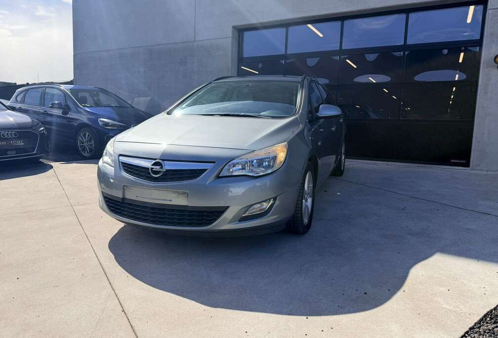 Opel Sports Tourer 1.3 CDTi *CRUISE-BLUETOOTH-PARKING*