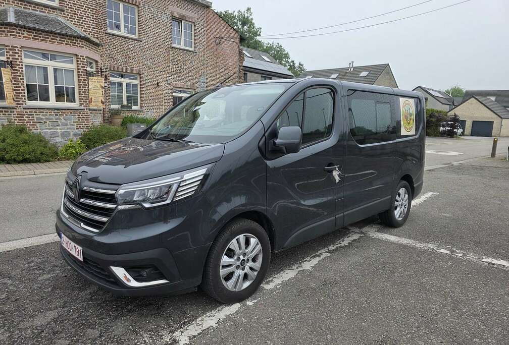 Renault 2.0 Blue dCi extra boîte auto 9V et soumis TVA