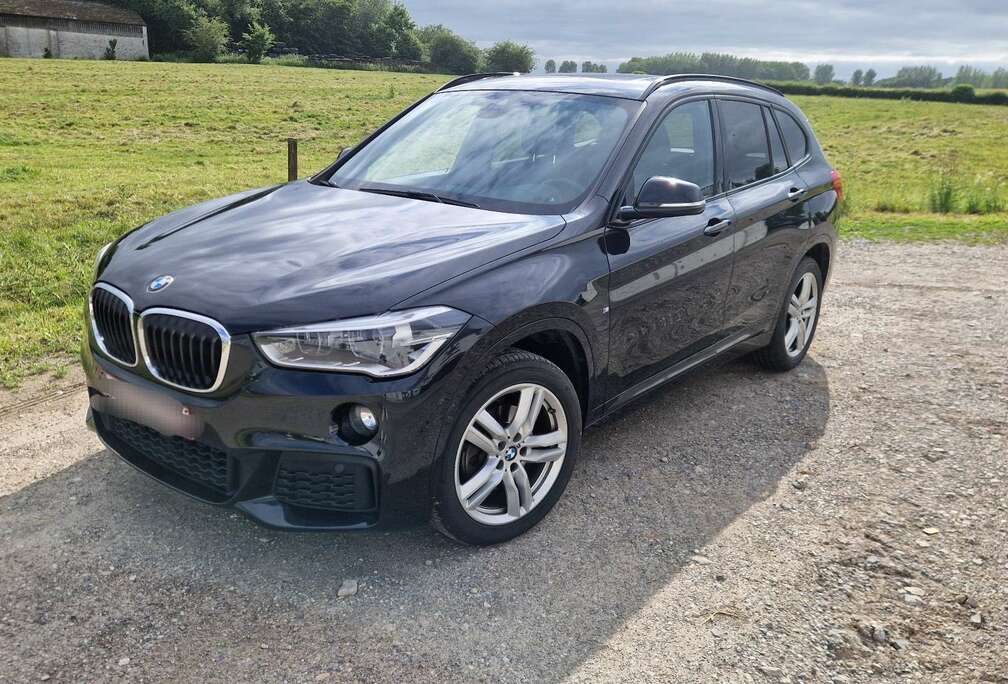 BMW sDrive18d Pack M. Toit Pano.