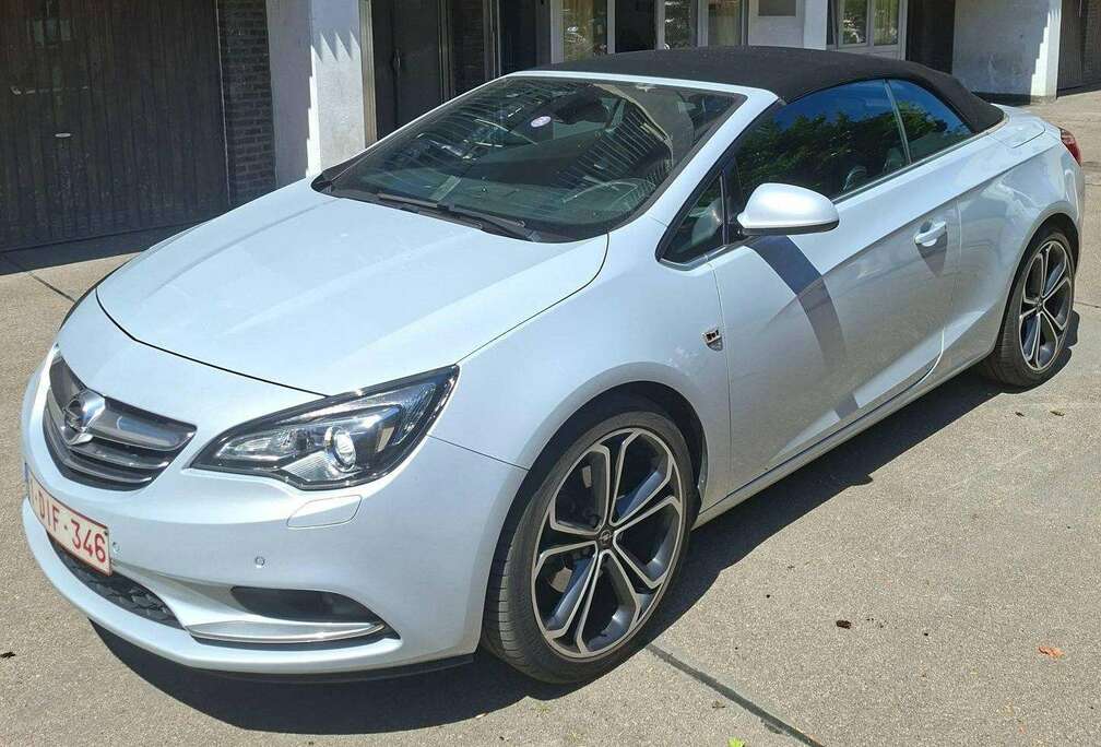 Opel Cascada 1.6 Turbo Cascada S