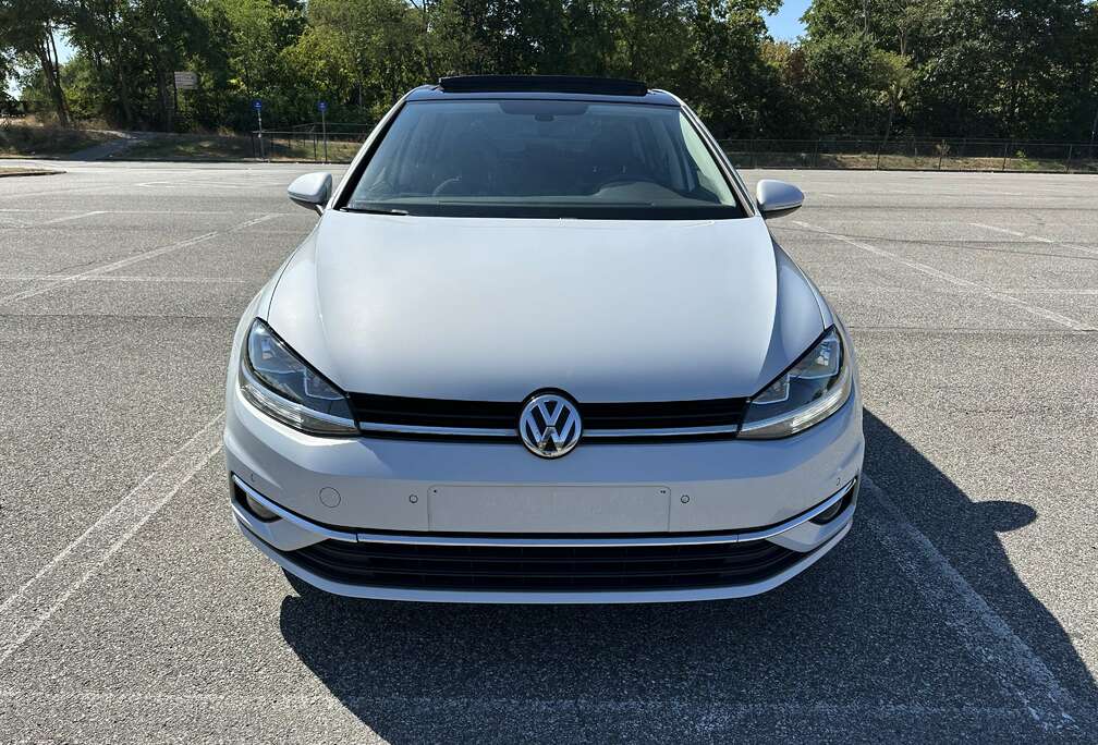 Volkswagen Golf VII 1.0 BlueMotion Technology 6 Gang Panorama