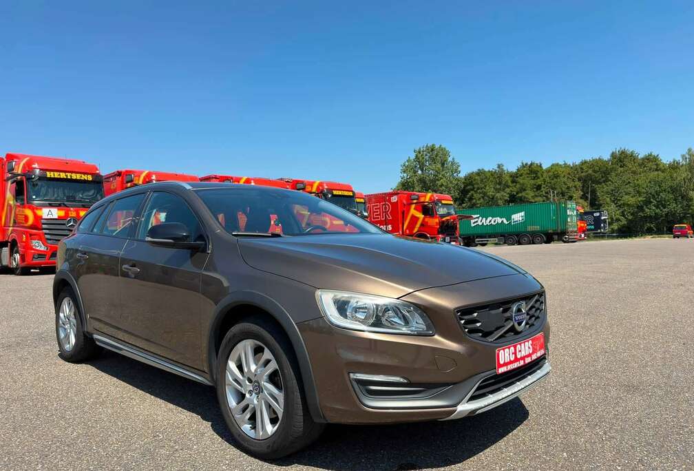 Volvo VOLVO V60 CROSS COUNTRY D3 2.0 DIESEL – 1e EIGENAAR – GARANTIE