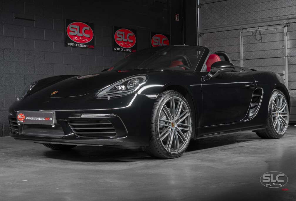 Porsche 718 Boxster 2.0 Turbo Manual/20\