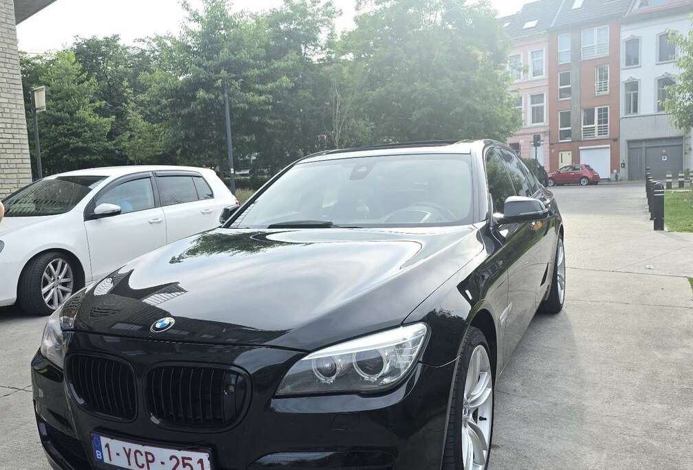 BMW 740d xDrive MM-pakket, soft close, ghost dashboard