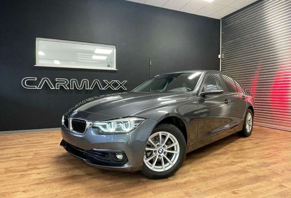 BMW BMW 318i seulement 75000 km COMME NEUVE..