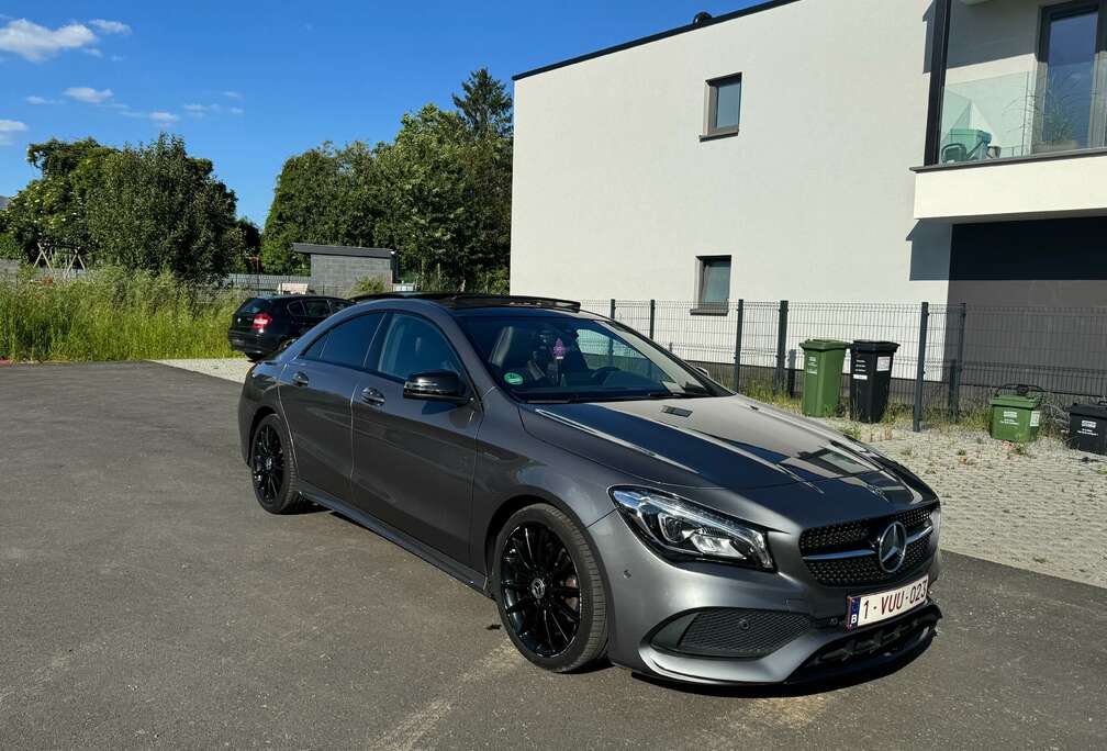 Mercedes-Benz CLA 180 Business Solution AMG