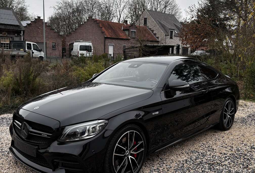 Mercedes-Benz Coupé  12/2018  Full Option