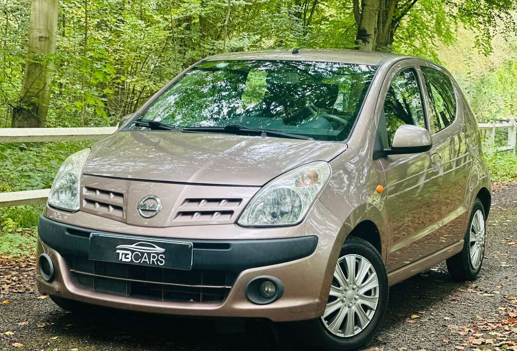 Nissan 1.0i Acenta