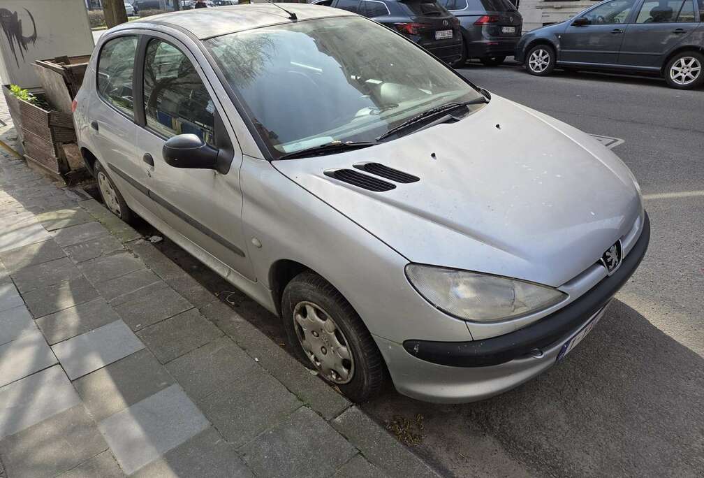 Peugeot 1.4i