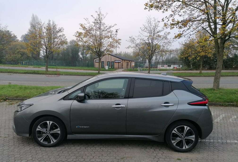 Nissan Leaf 40 kWh TEKNA