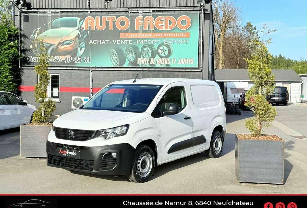 Peugeot 1.5 BlueHDi * 3 Places */* Clim * Tva */* Dispo ***