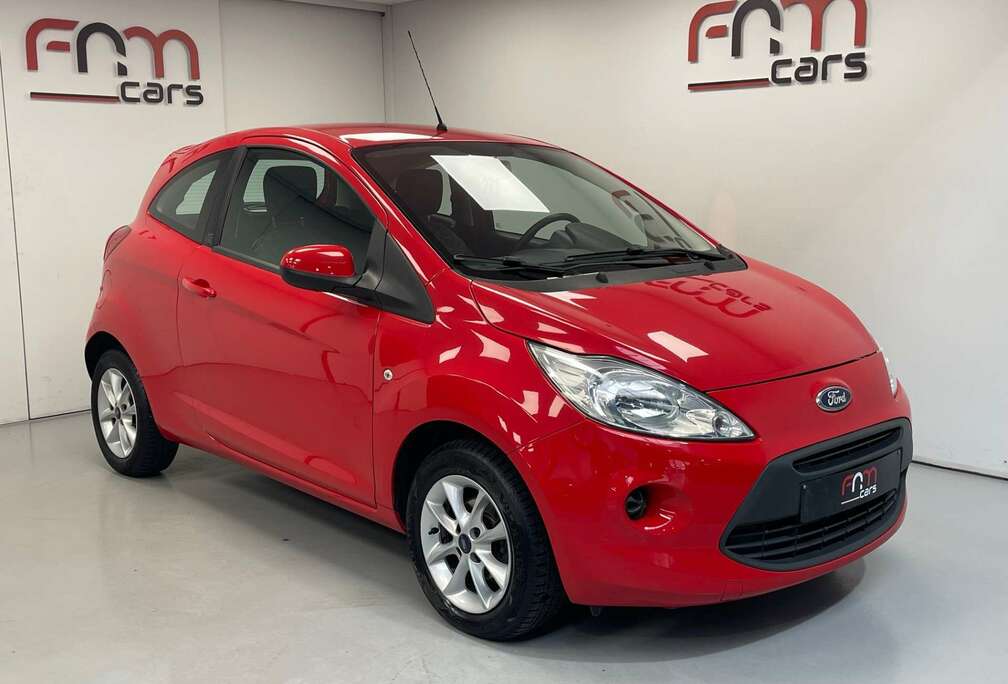 Ford 1.2i Champions Plus Edition 96.000km bwj2013 Garntie