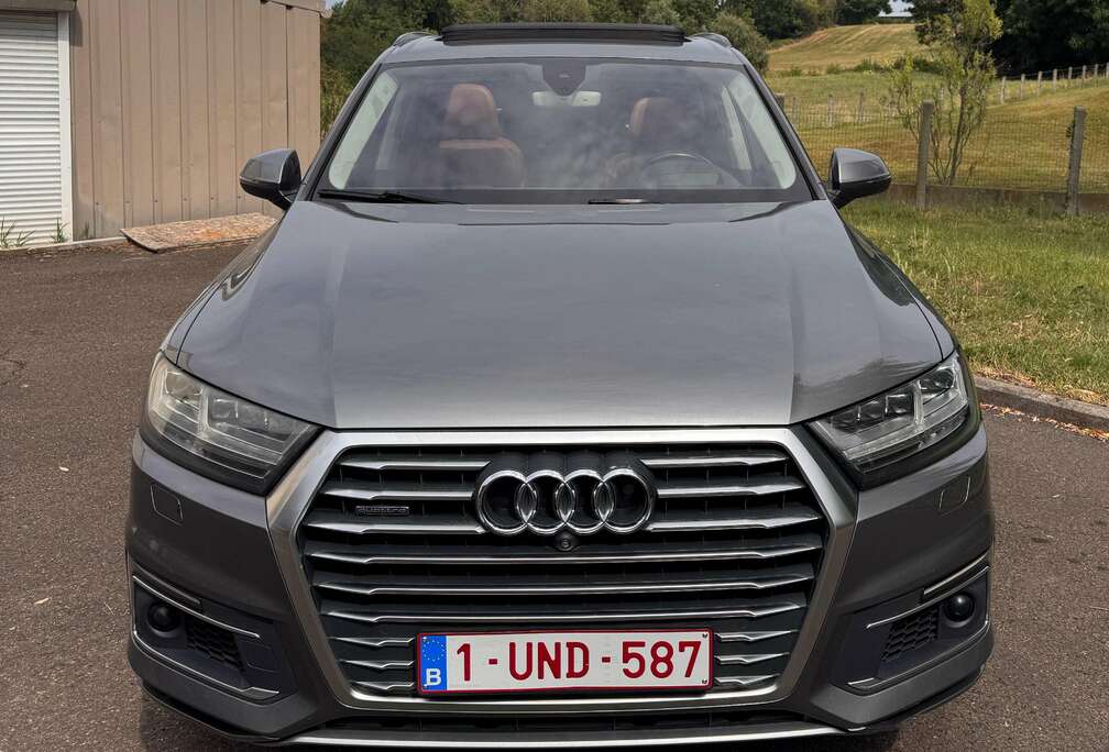 Audi Q7 e-tron 3.0 TDi V6 Quattro e-tron Tiptronic (275 kW)