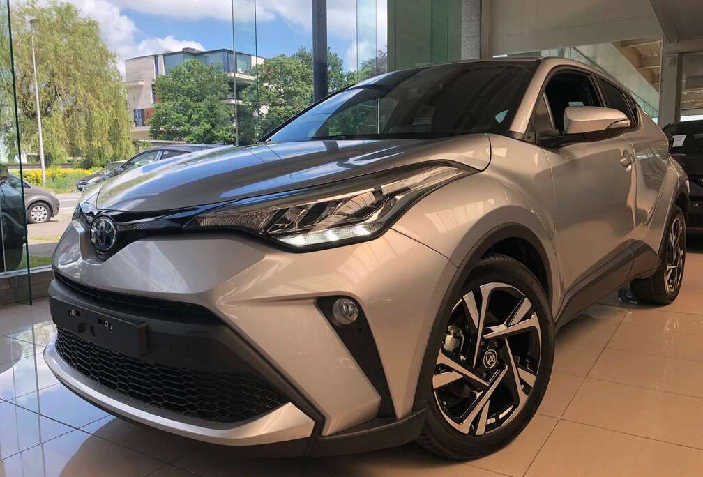 Toyota 1.8i HYBRIDE AUTOMAAT - NIEUW - 10 JR WAARBORG