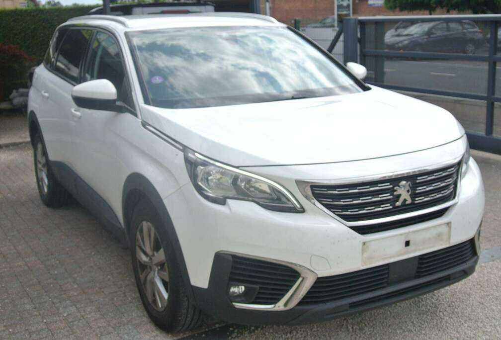 Peugeot 1.2 Pure * EXPORT OF HANDELAAR * 147000 KM * 12500