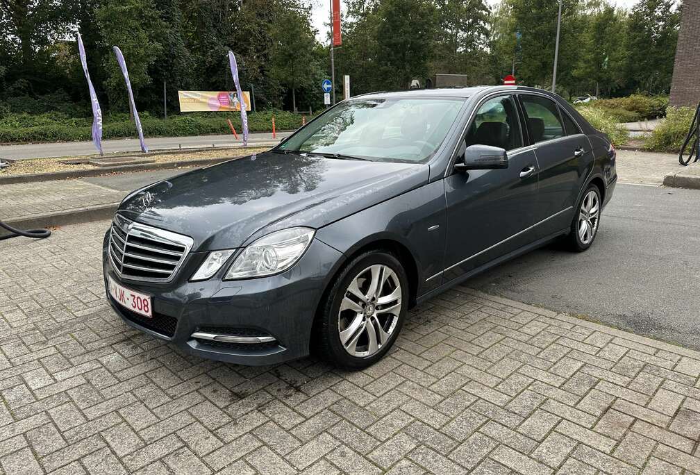 Mercedes-Benz E 220 CDI DPF BlueEFFICIENCY Automatik Avantgarde