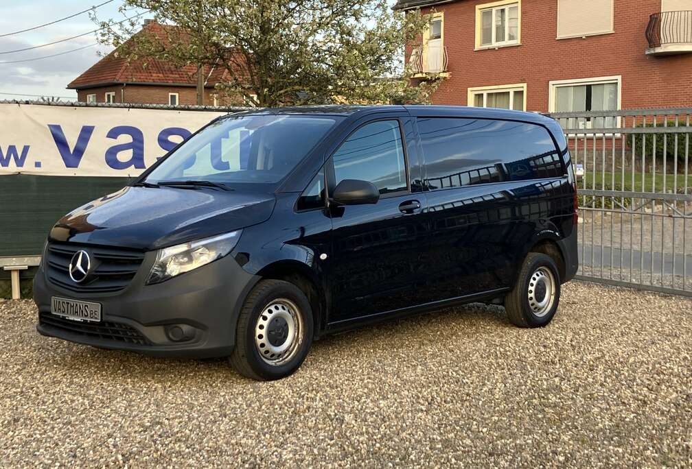 Mercedes-Benz 114 25415€+BTW Automaat / Camera / A1 Kort Compact