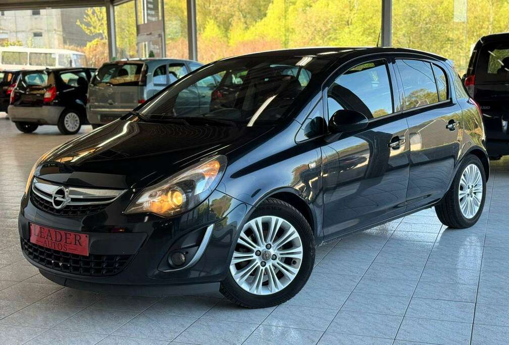 Opel 1.2 ESSENCE 86CV - AIRCO - CRUISE