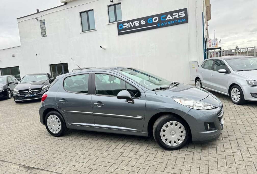 Peugeot 1.6 HDi X Line 99g FAP ** 1 JAAR GARANTIE **