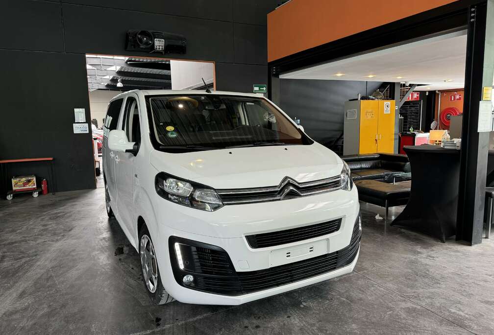Citroen 1.5(d)- 6 PLACES  A/C - MEDIA/TEL - CAMERA - LIM/REG