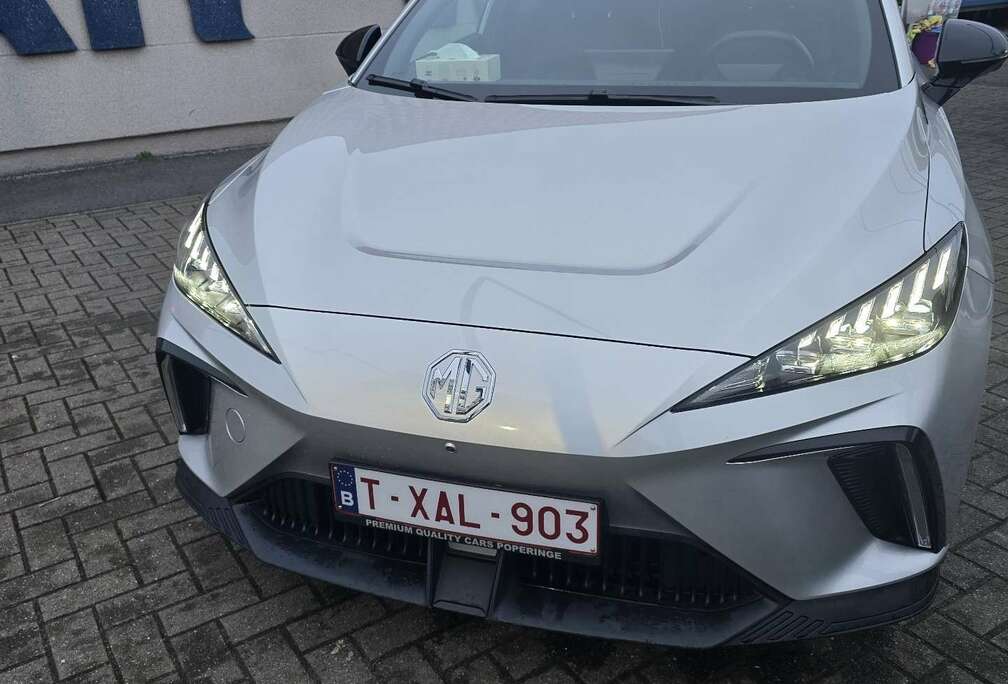 MG 64 kWh Comfort
