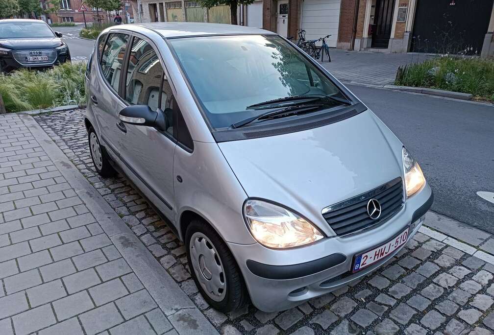 Mercedes-Benz Classic/Airco/Essence/Euro 4/prête à imma