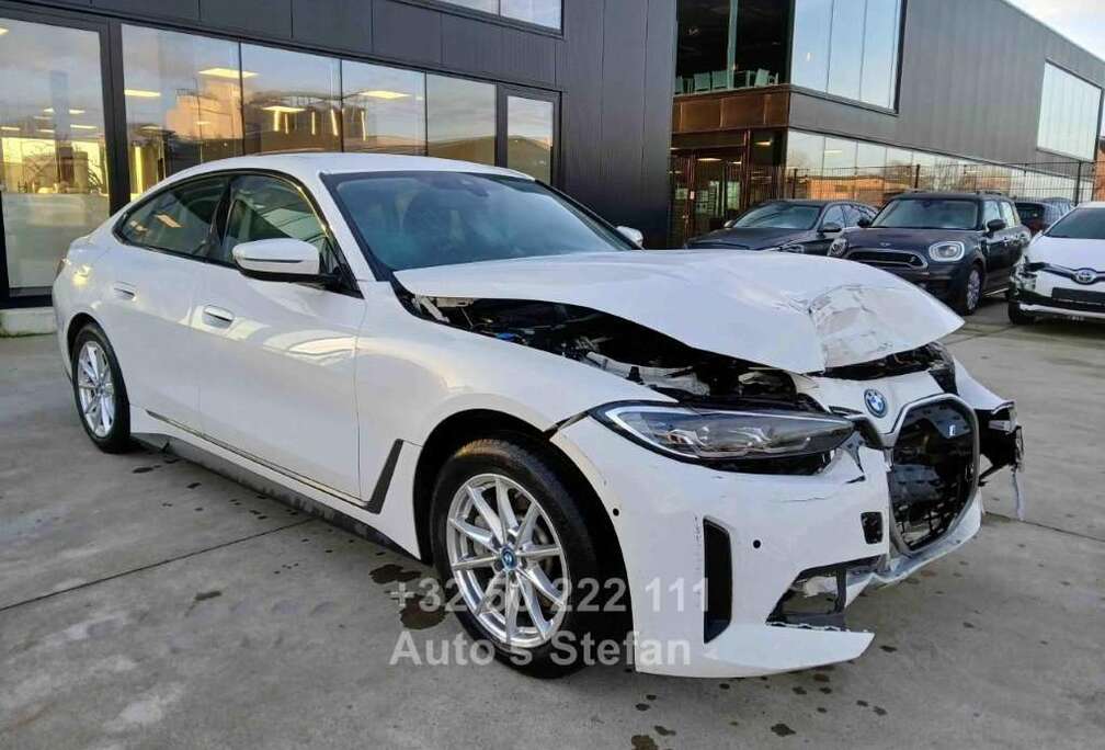 BMW i4 eDrive35
