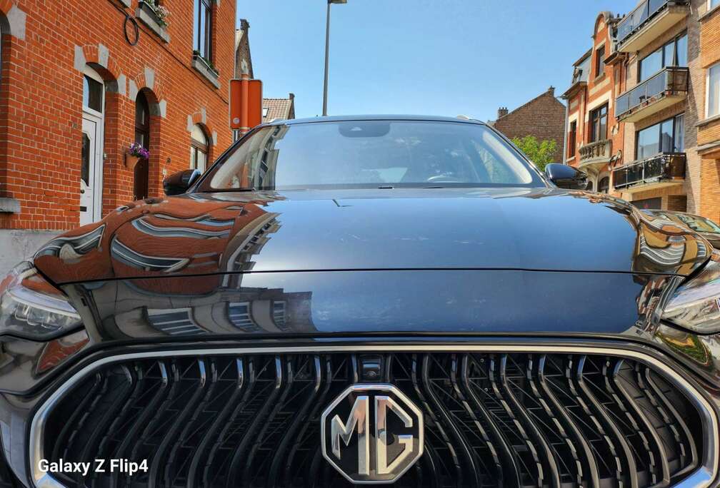 MG 1.5 T-GDi Luxury DCT