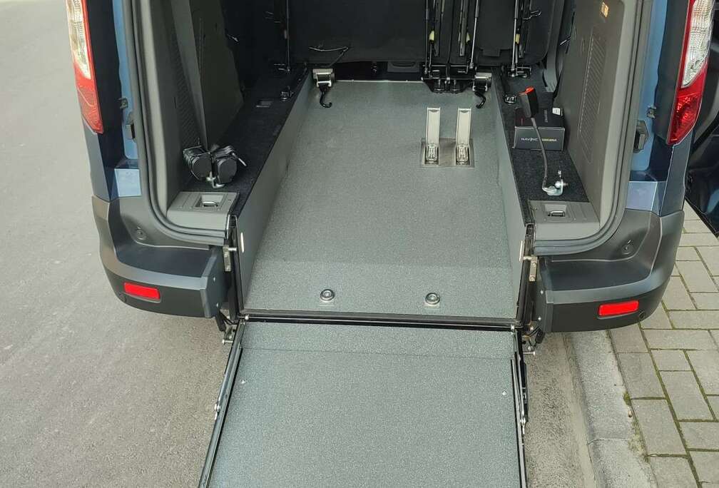 Ford 1.5 L EcoBlue 120 S&S BVA8 Titanium