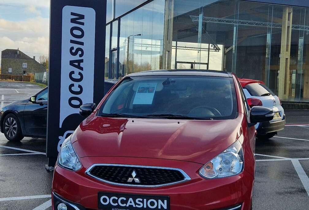 Mitsubishi Space Star 1.2i Black Collection