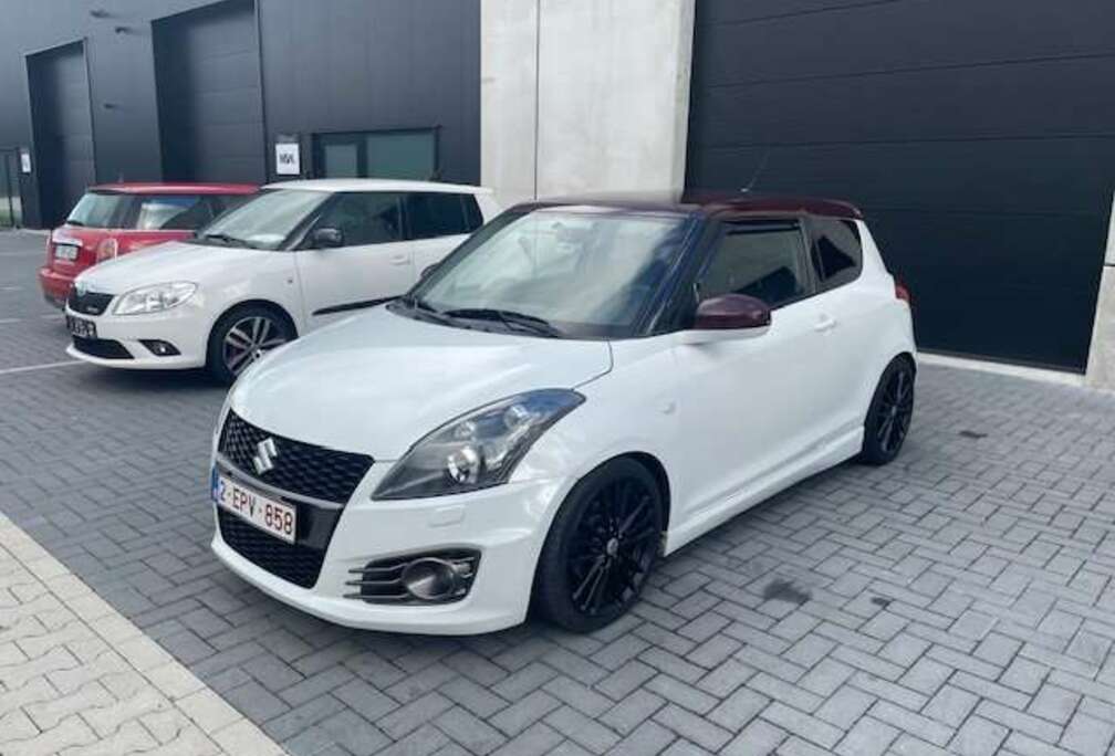 Suzuki Swift 1.6 Sport, Verlaagd,Sportuitlaat,Goede staat