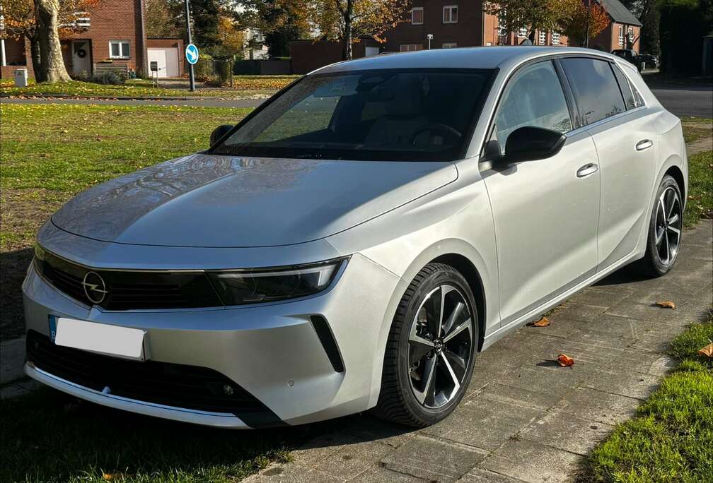 Opel Astra 1.2 Turbo Elegance S/S (EU6.4)