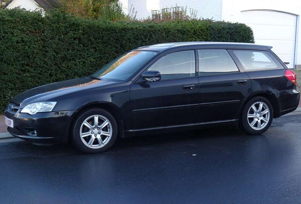 Subaru Legacy Kombi 2.0 4WD Celebration