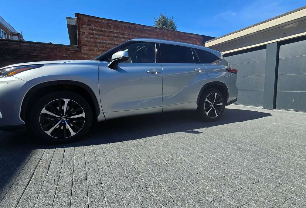 Toyota Highlander Hybrid 2.5i AWD Premium Plus