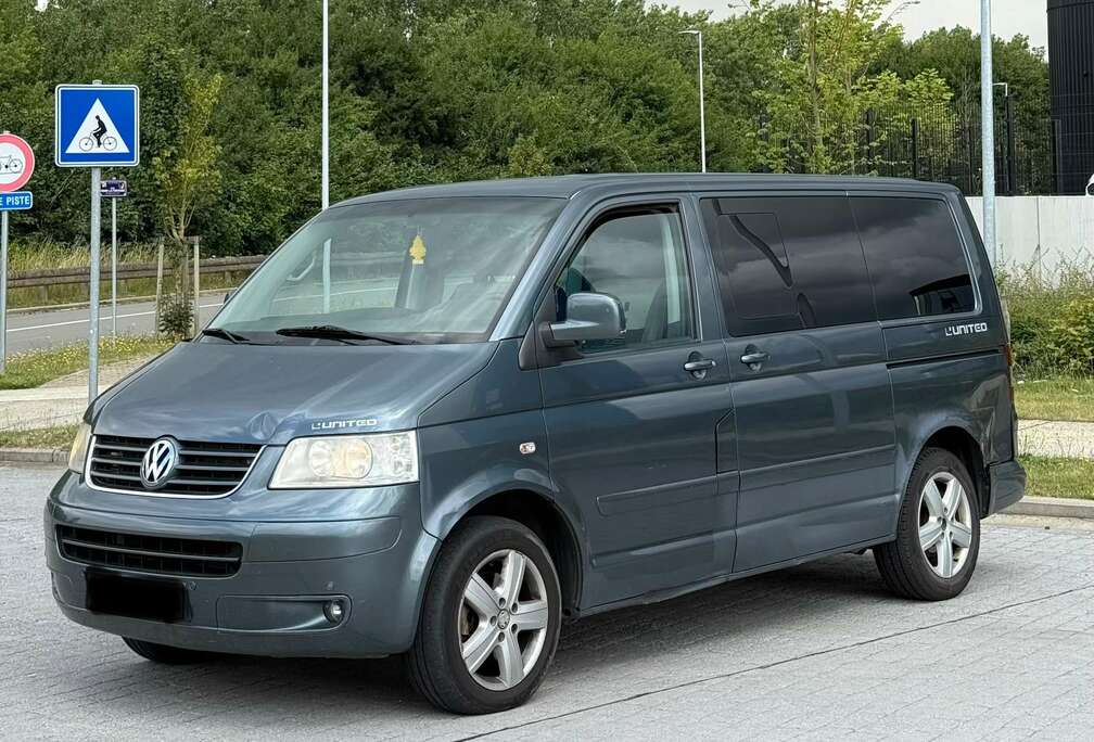 Volkswagen Multivan 2.5 TDi United Tiptronic