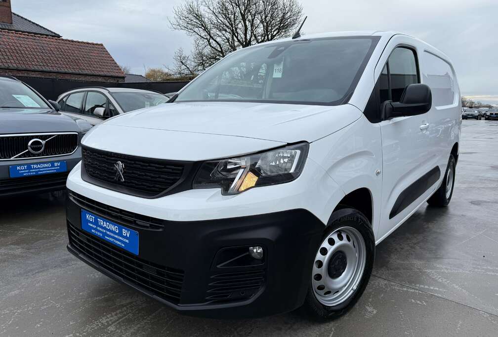 Peugeot 1.5 BLUEHDI L2 AUTOMAAT NAVI CAMERA CARPLAY PDC